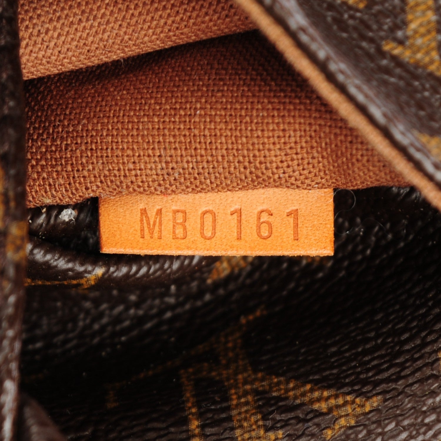 Louis Vuitton Monogram Totally MM 7 of 10