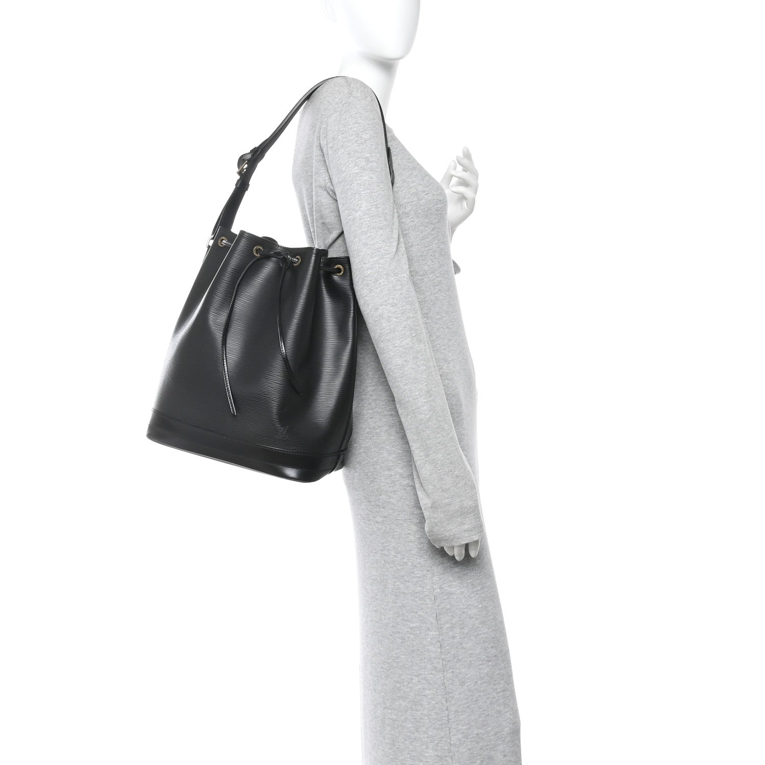 Louis Vuitton Epi Noe Black 3 of 19