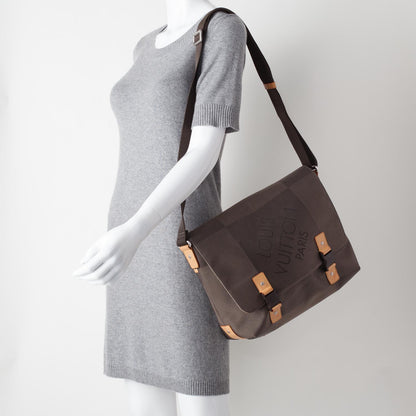 Louis Vuitton Damier Geant Loup Messenger Bag Earth 2 of 9