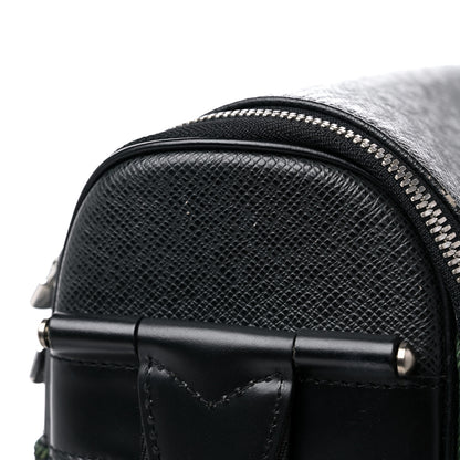 Louis Vuitton Taiga Taimyr Messenger Bag Grizzli 13 of 15