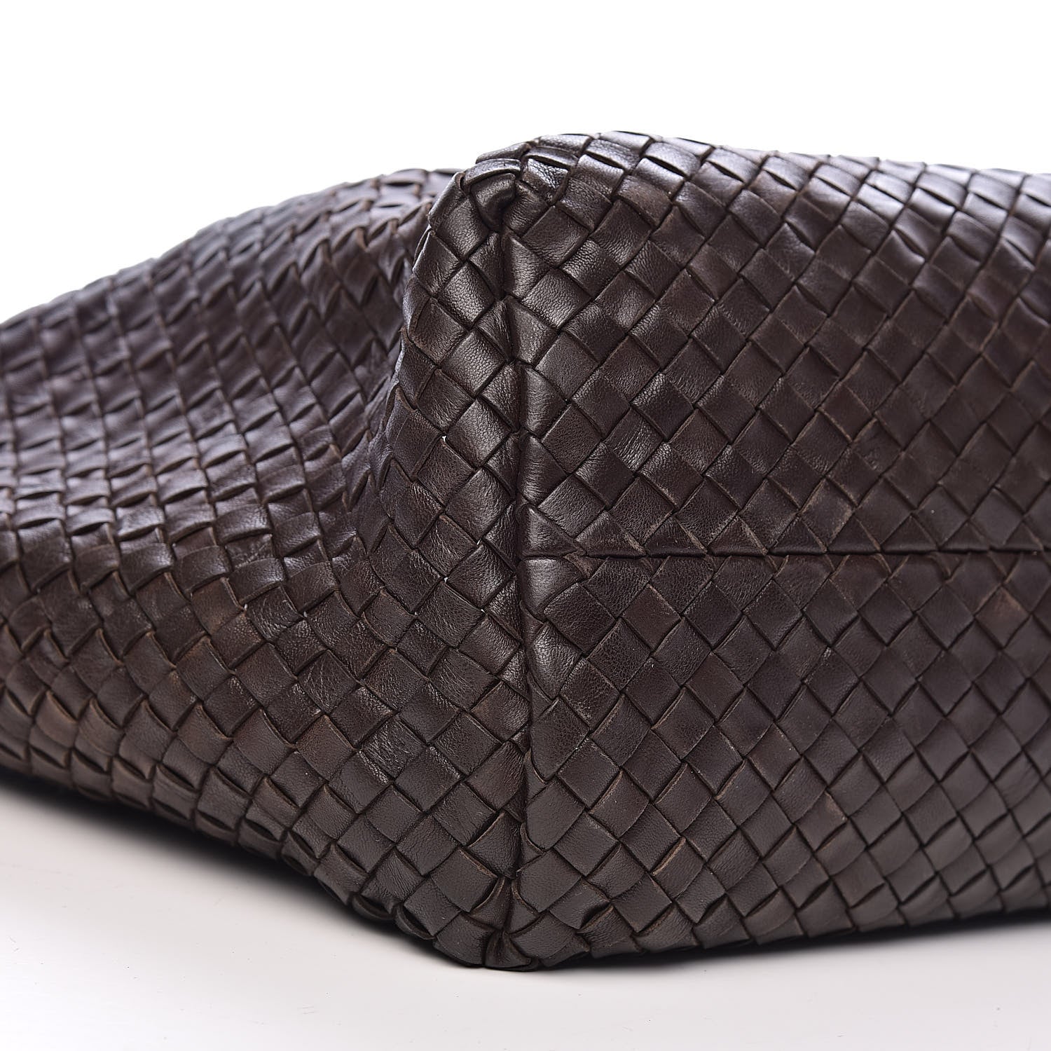 Bottega Veneta Nappa Intrecciato Medium Cabat Ebano 26 of 28