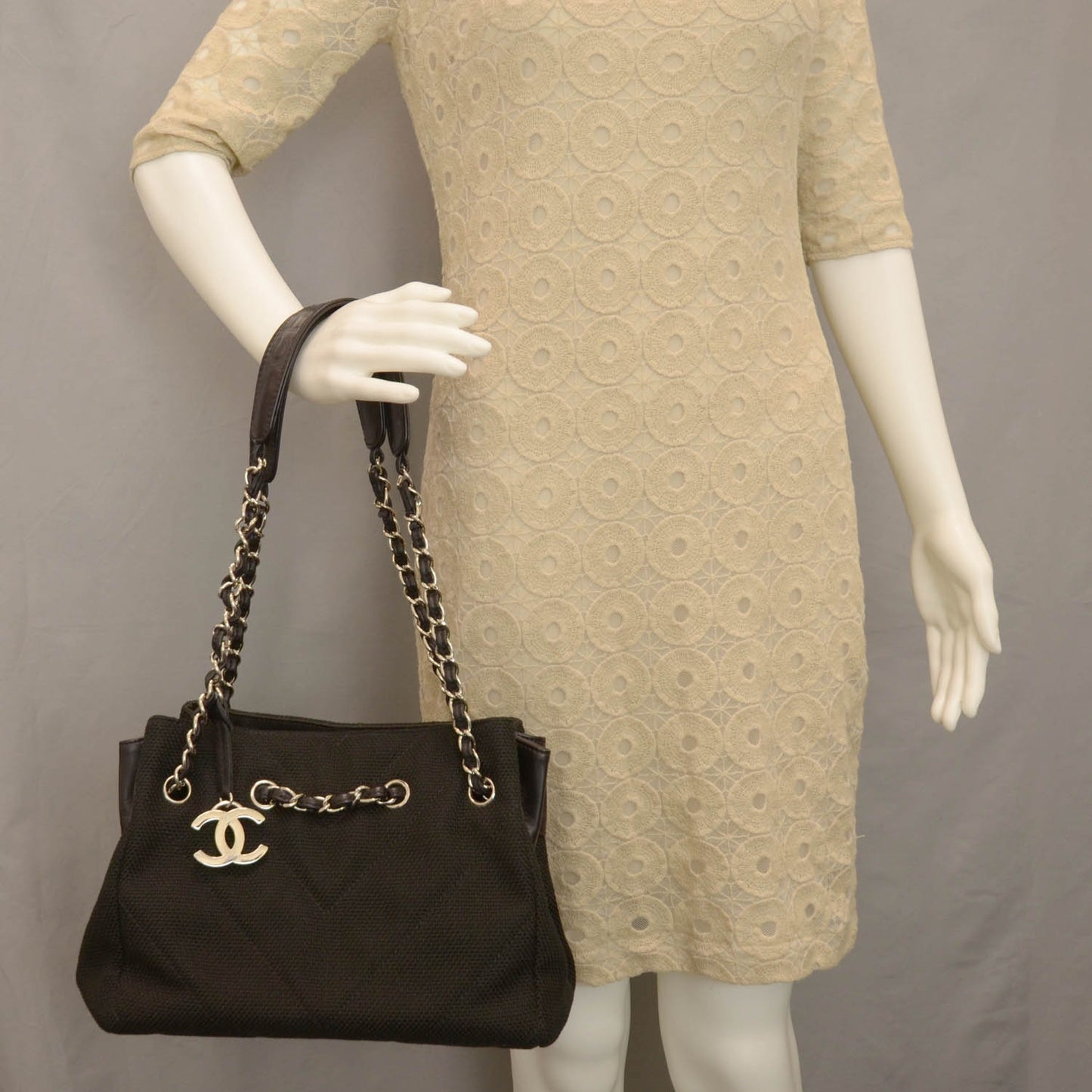 Canvas Chevron Large Tote Black