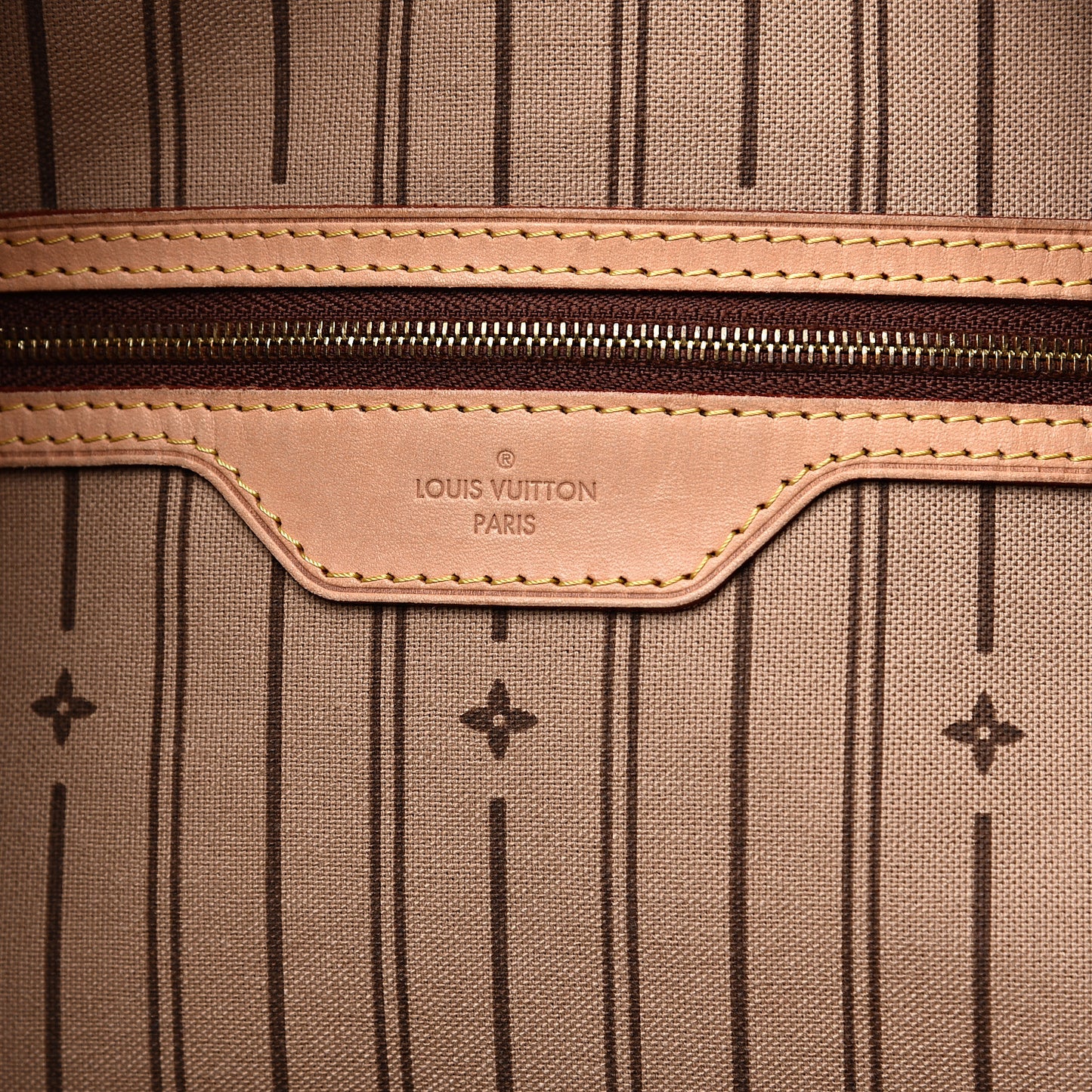 Monogram Delightful GM