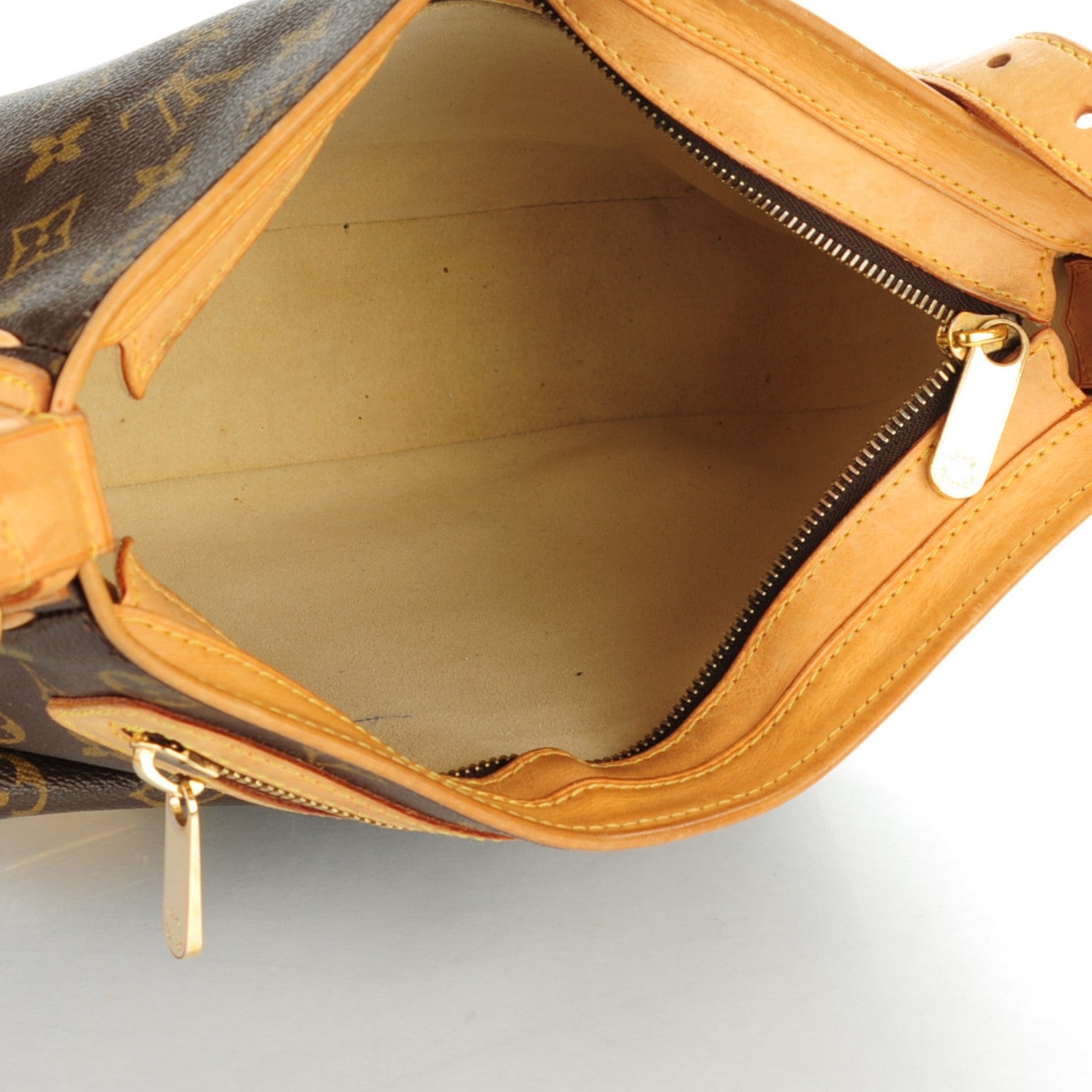 Louis Vuitton Monogram Hudson GM 5 of 10