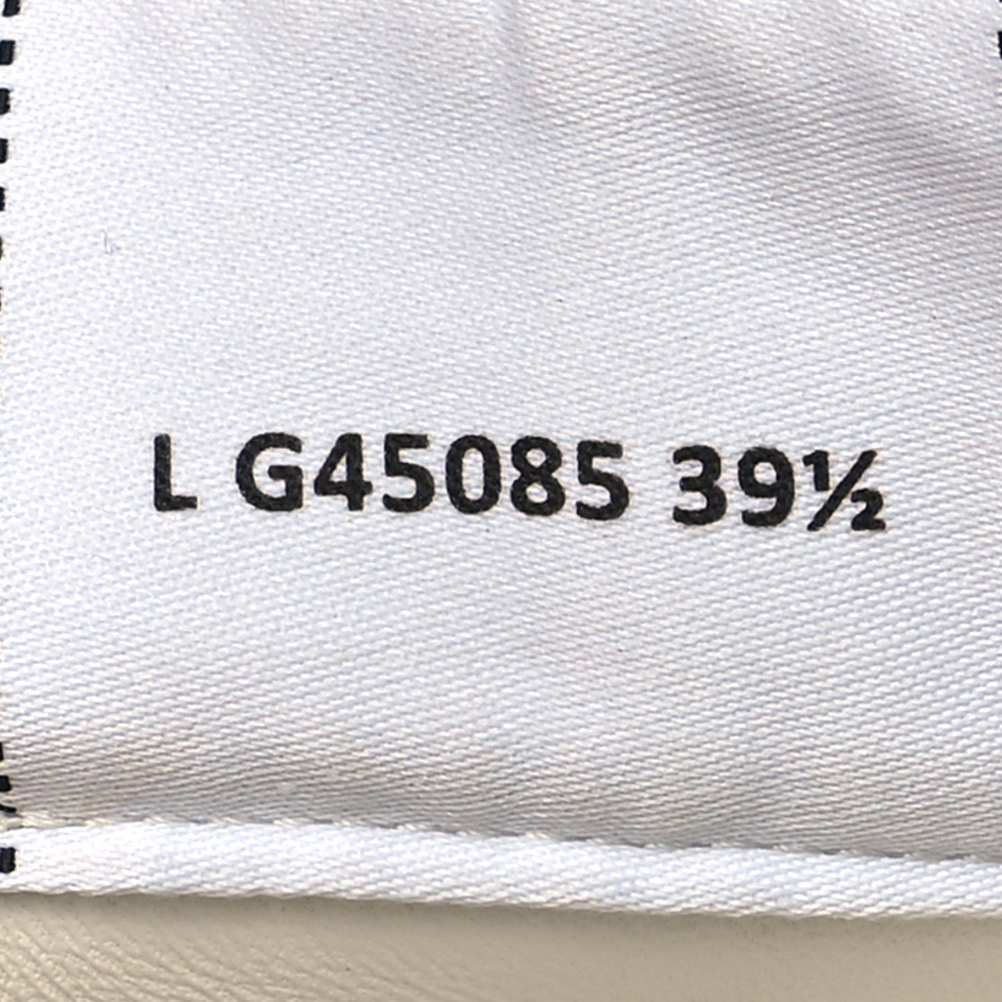 Calfskin Womens CC Logo Sneakers 39.5 White