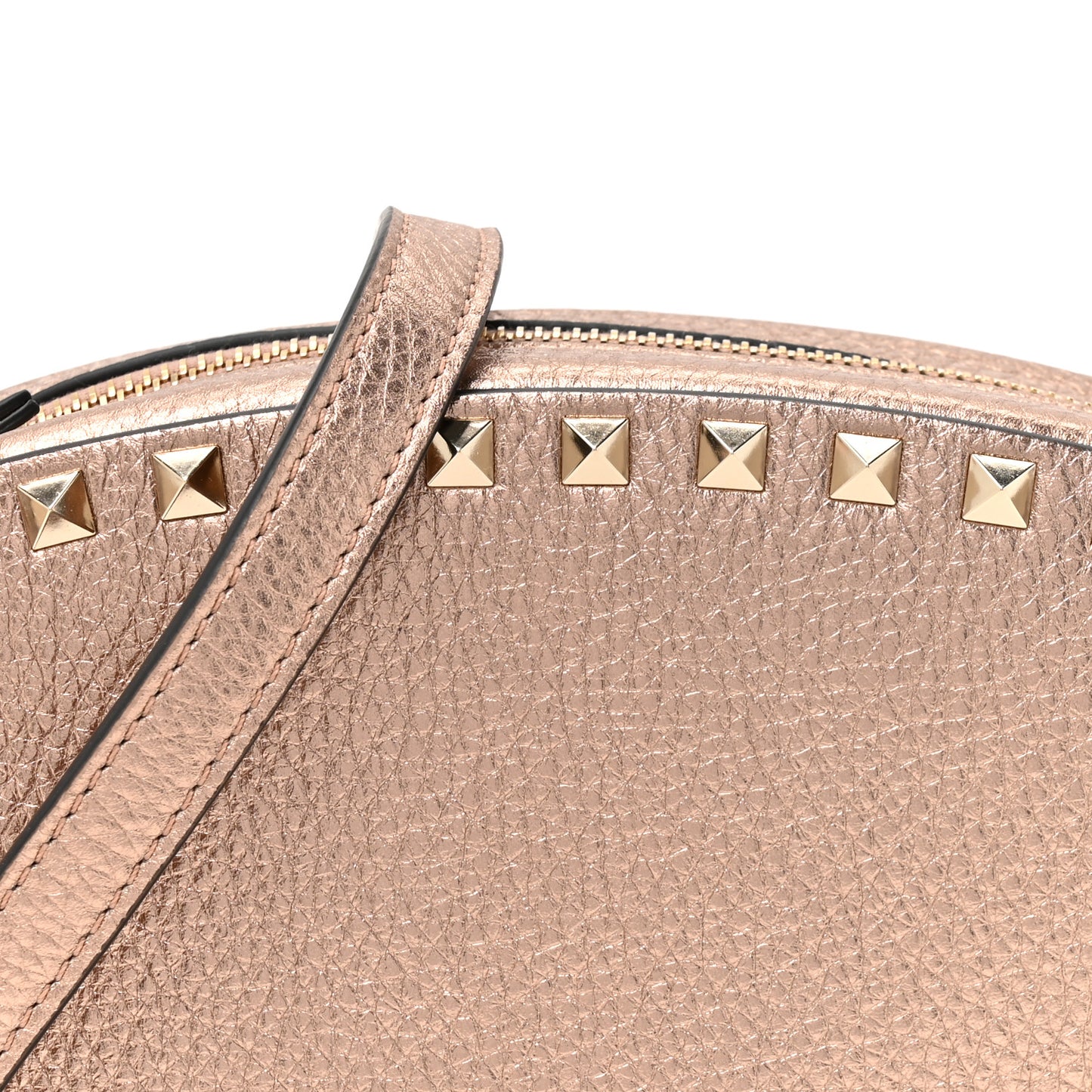 Metallic Pebbled Calfskin Rockstud Camera Crossbody Bag Rame