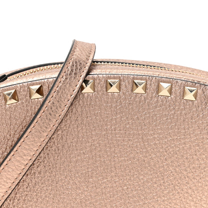 Valentino Garavani Metallic Pebbled Calfskin Rockstud Camera Crossbody Bag Rame 7 of 9