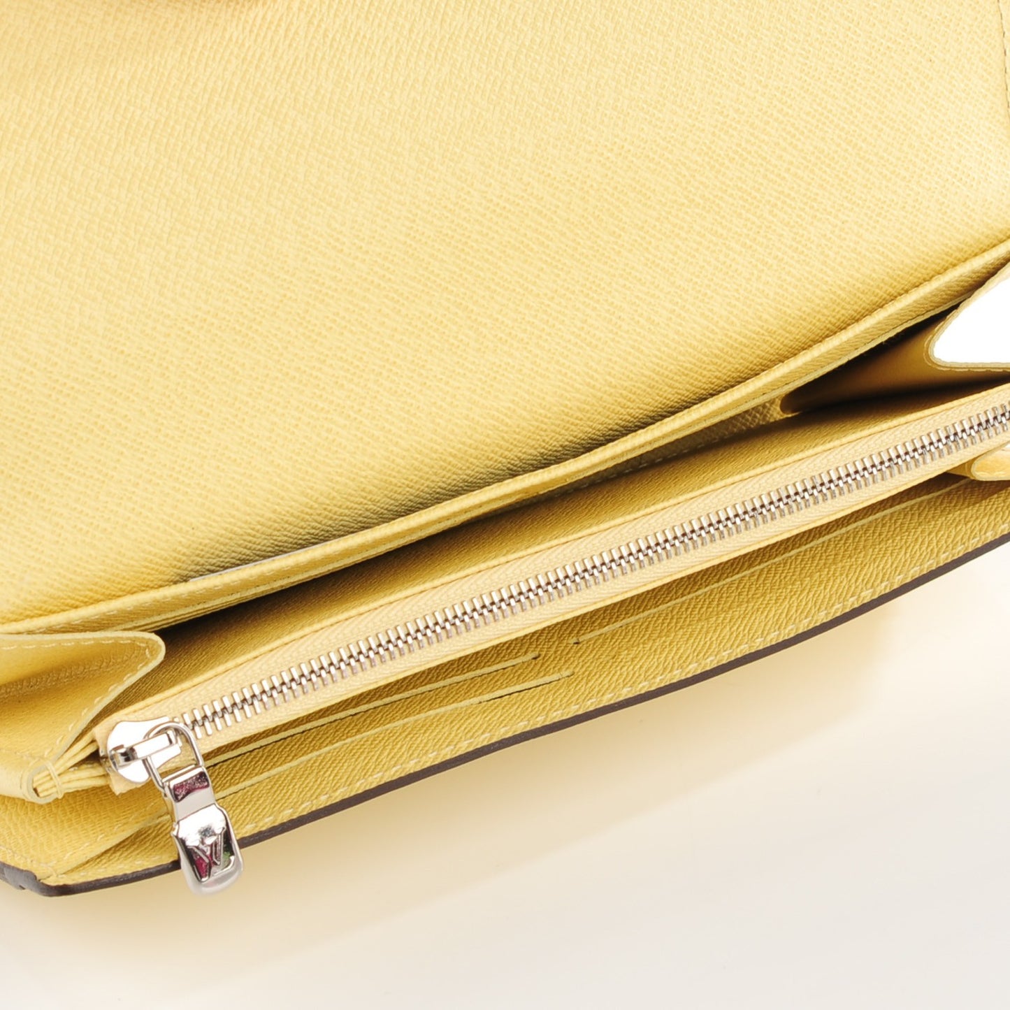 Epi Sarah Wallet Jaune Pale