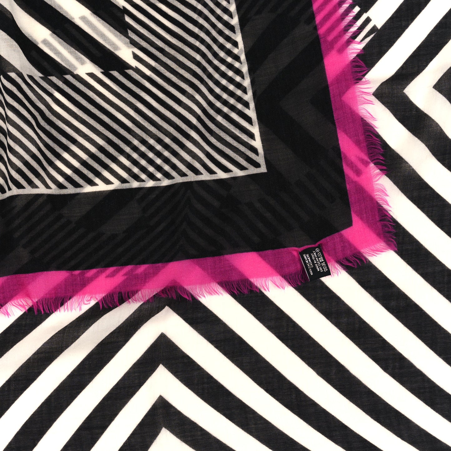 Cashmere CC Logo Scarf Black Pink White