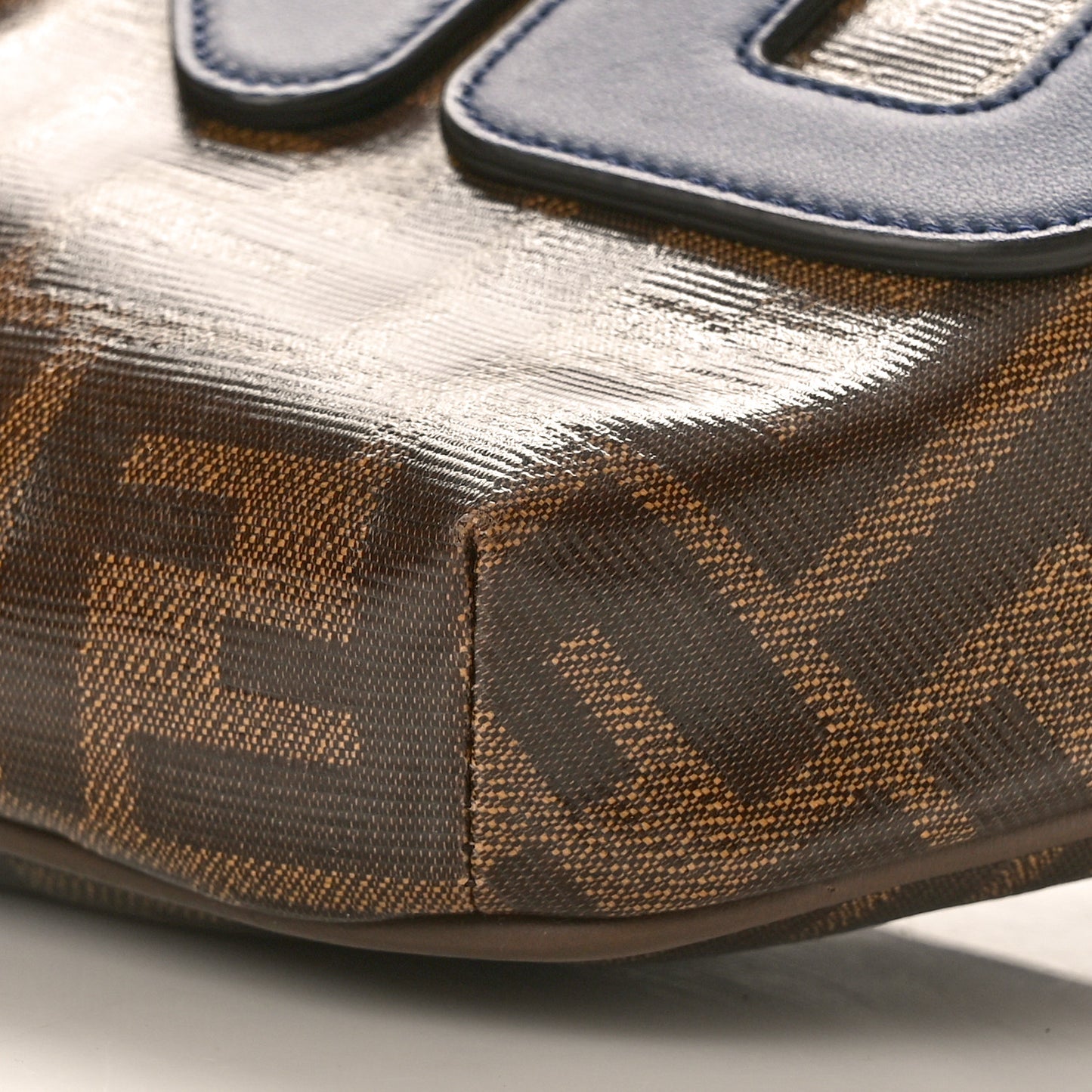 X FILA Glazed Fabric Vitello Century FF 1974 Mania Belt Bag Mogano Panna Blueberry