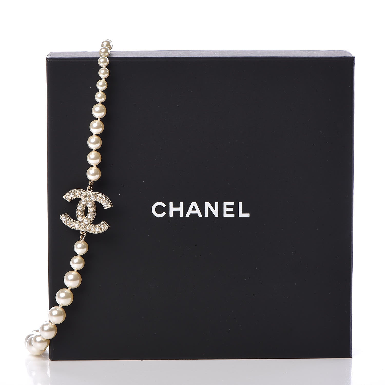 Chanel Pearl CC Necklace Gold 5 of 5