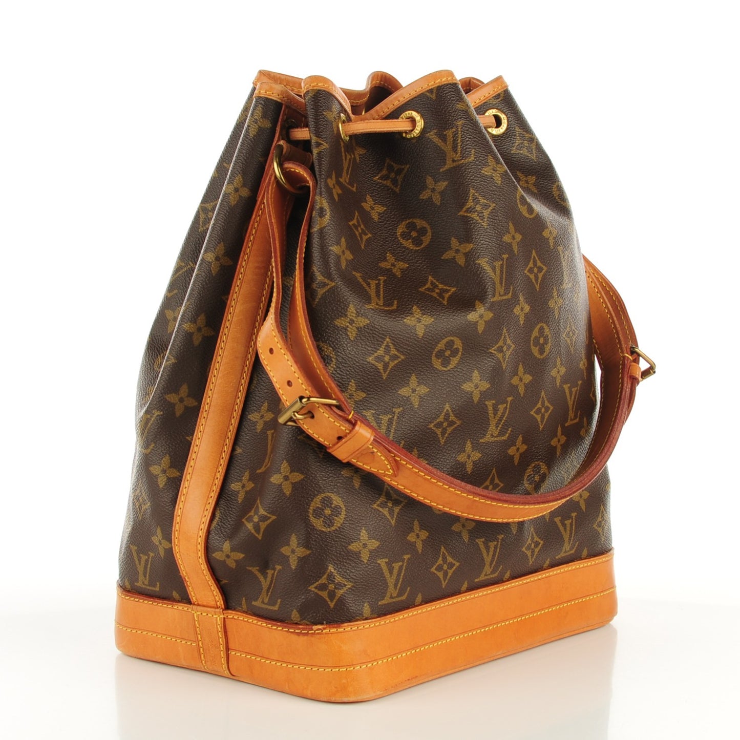 Monogram Noe