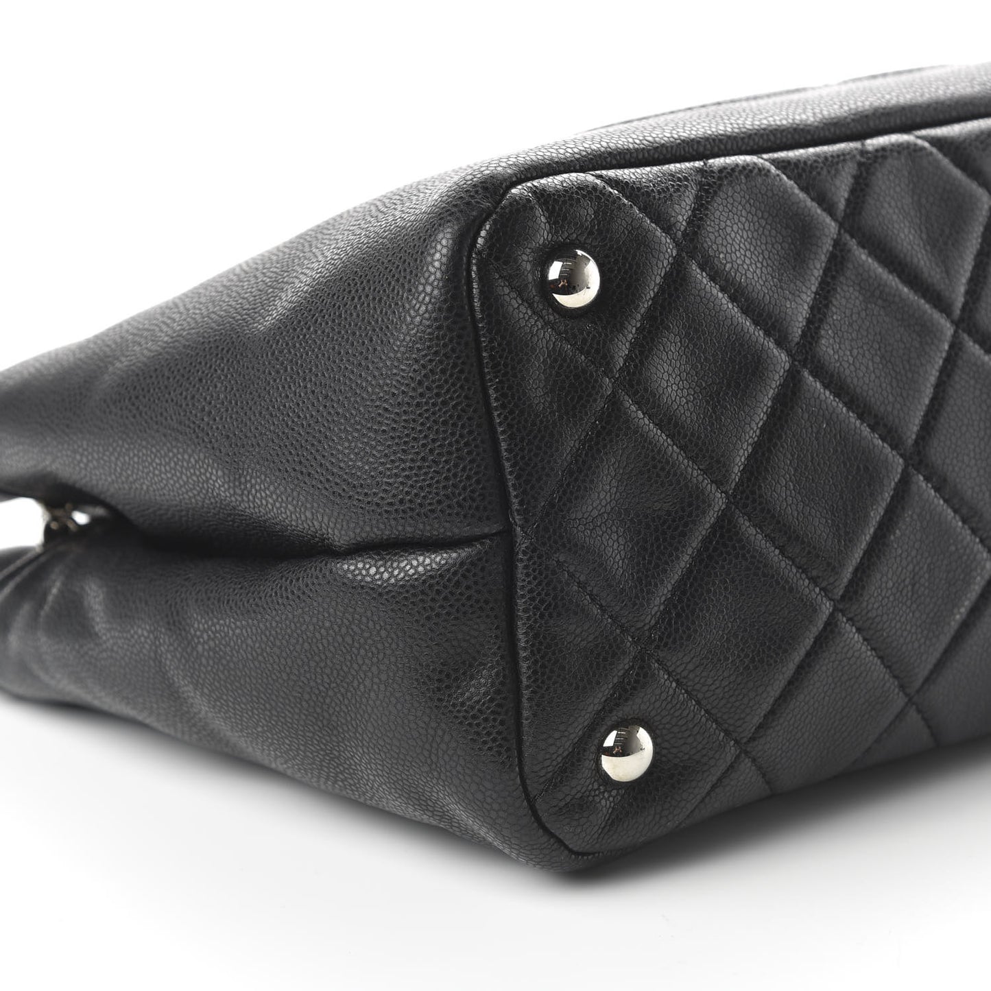 Caviar Timeless CC Soft Tote Black