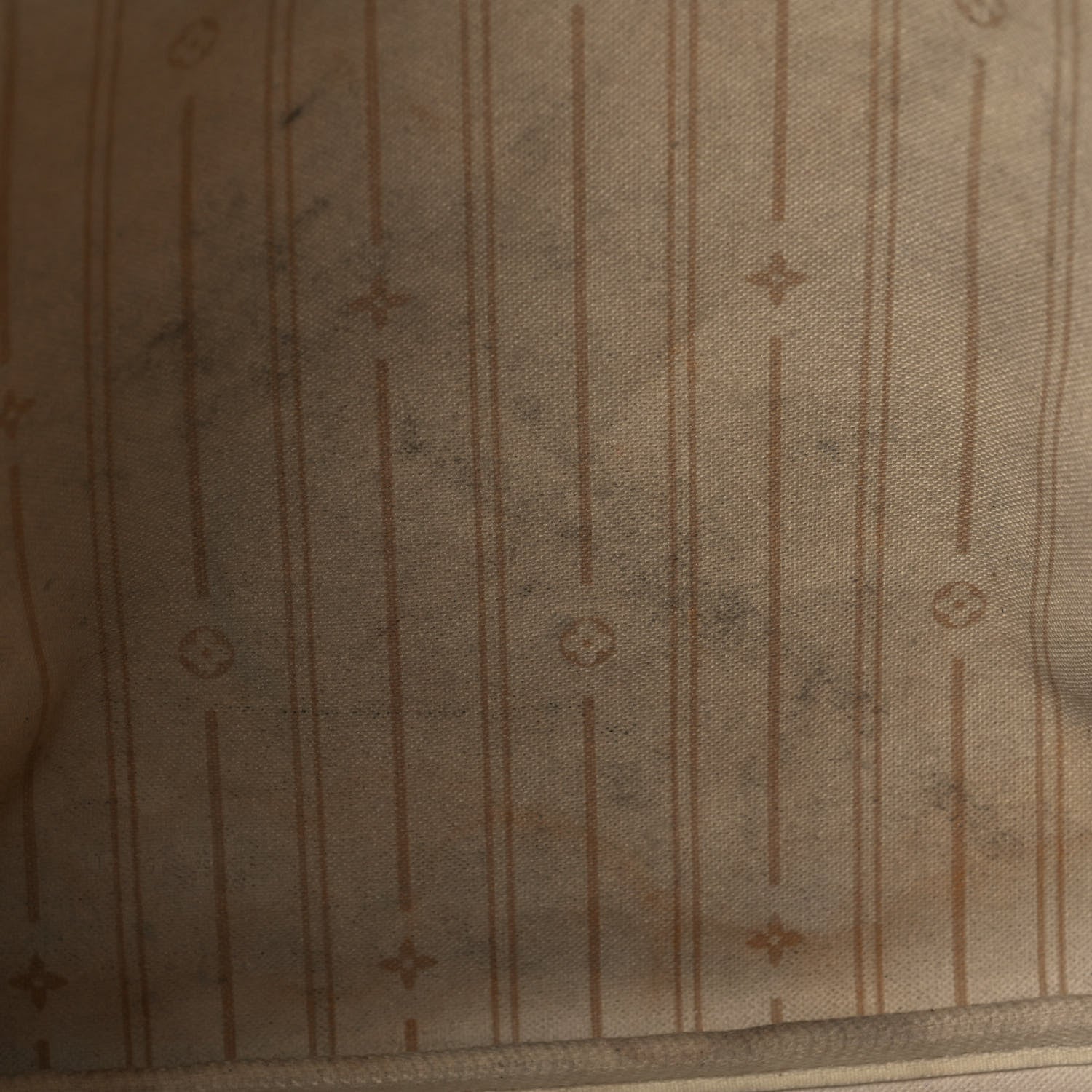 Louis Vuitton Damier Azur Neverfull MM 18 of 25