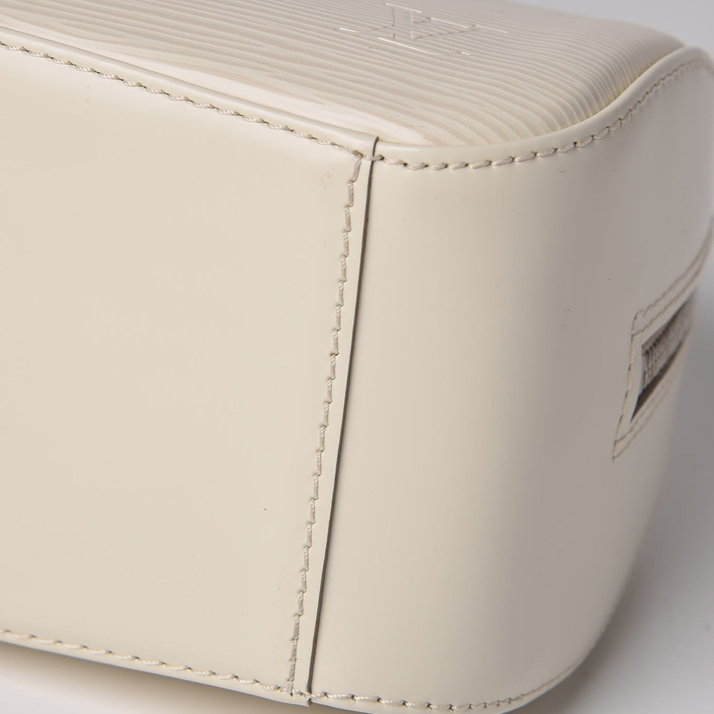 Epi Jasmin Ivory