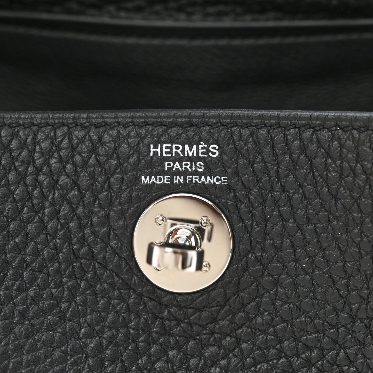 Taurillon Clemence Mini Lindy 20 Black