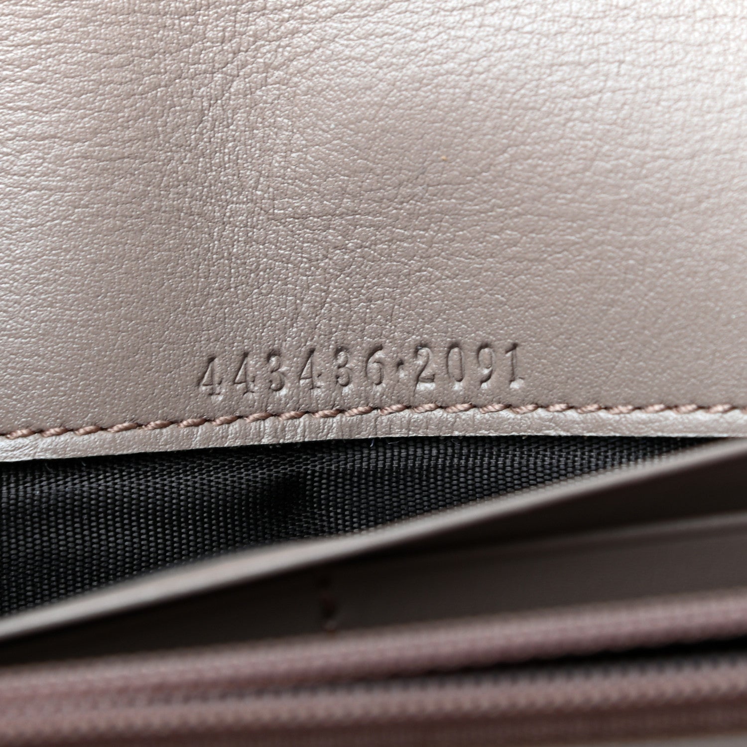 Gucci Calfskin Matelasse GG Marmont Continental Wallet Porcelain Rose 7 of 7