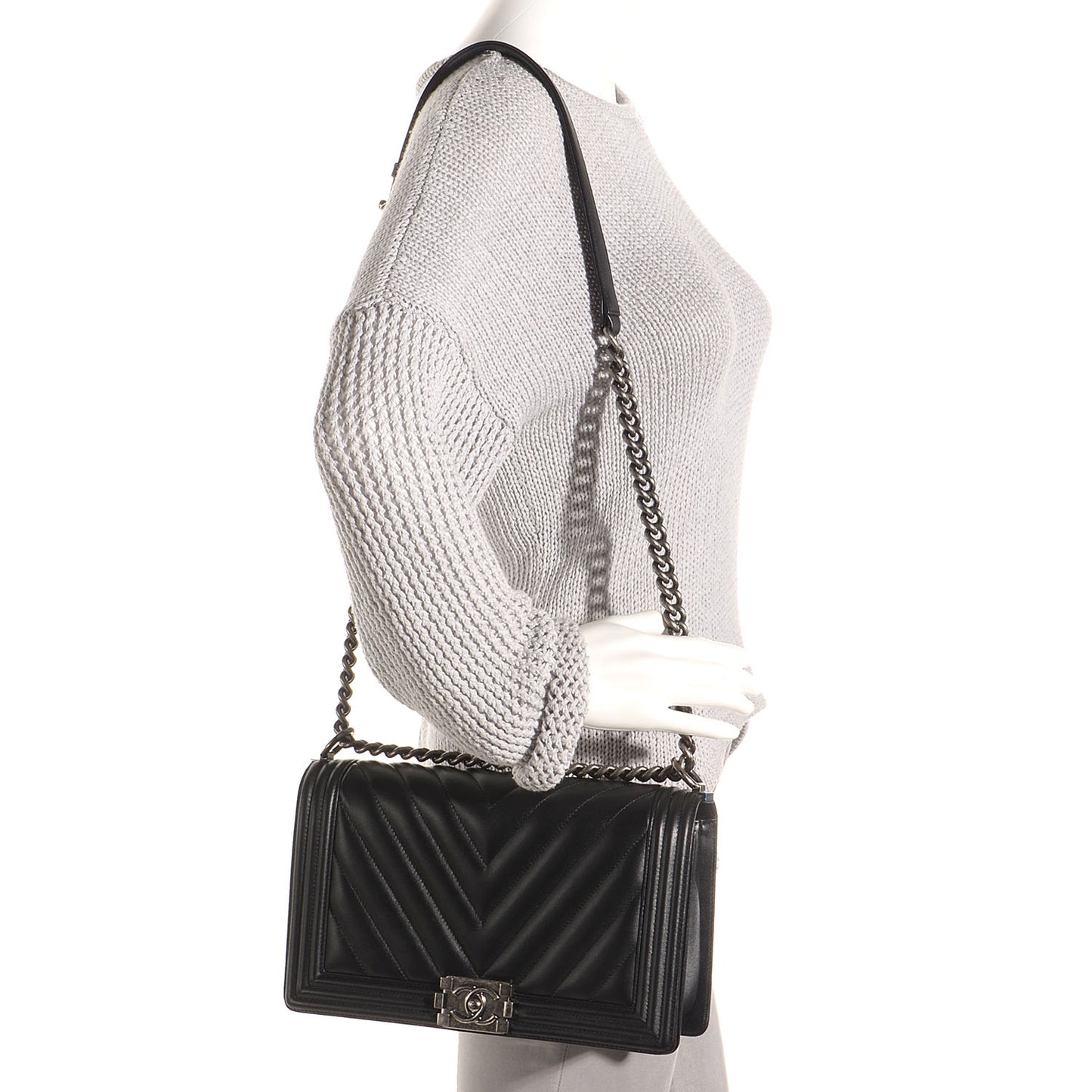 Calfskin Chevron New Medium Boy Flap Black