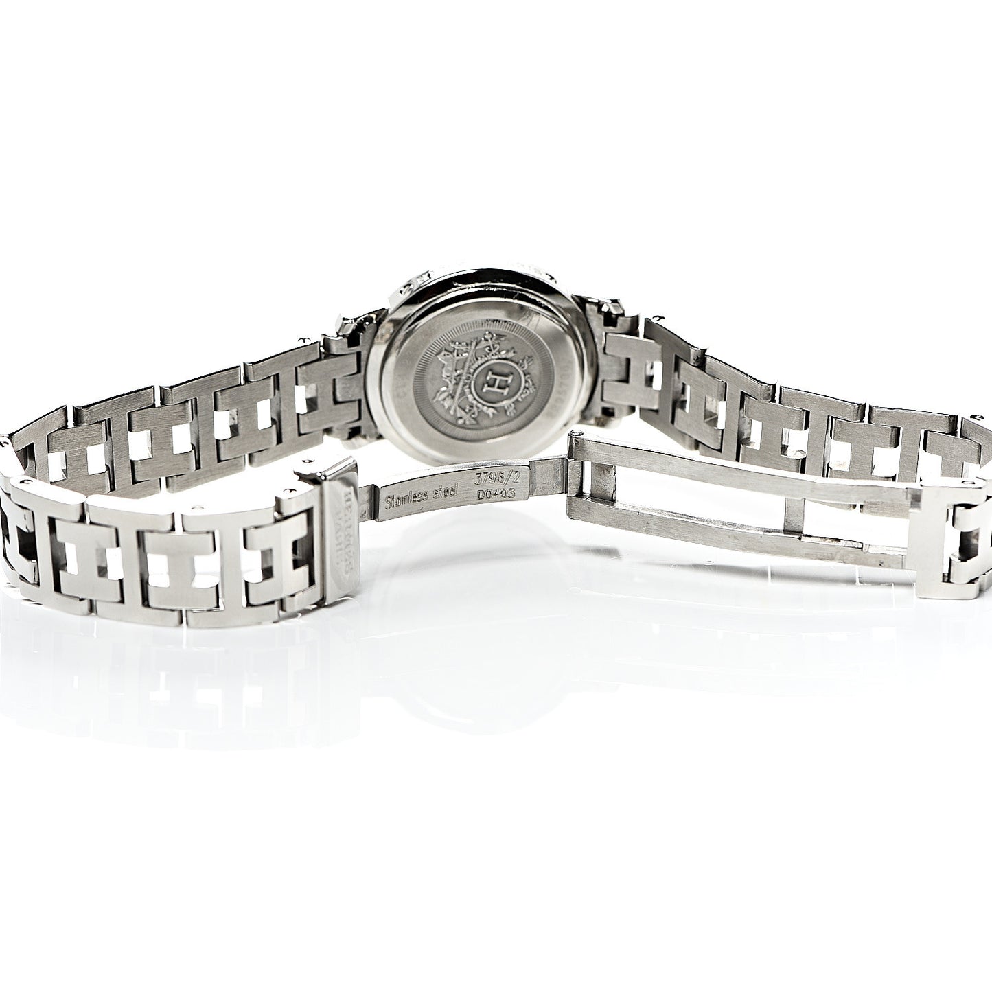 Stainless Steel Diamond 23mm Clipper Quartz Watch Pink Guilloche