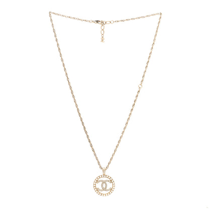 Chanel Pearl CC Round Pendant Necklace Gold 3 of 4