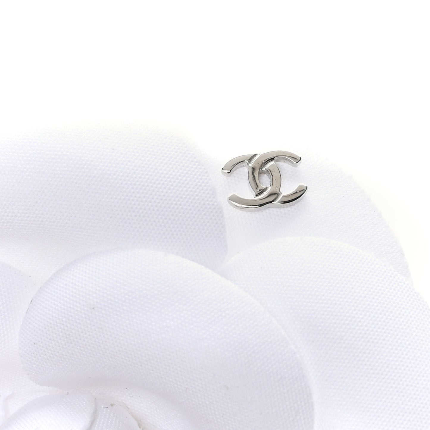 Canvas Camellia Pin Brooch Ivory