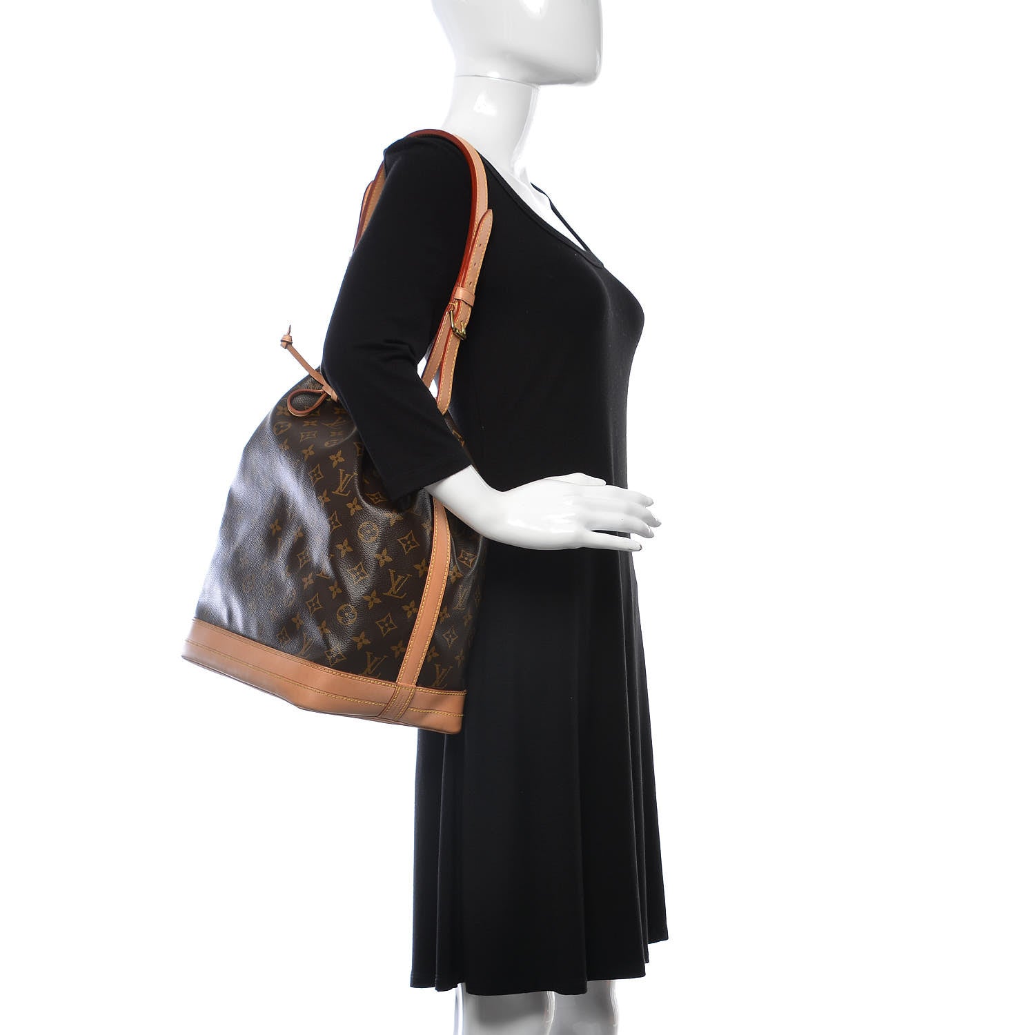 Louis Vuitton Monogram Noe 2 of 14