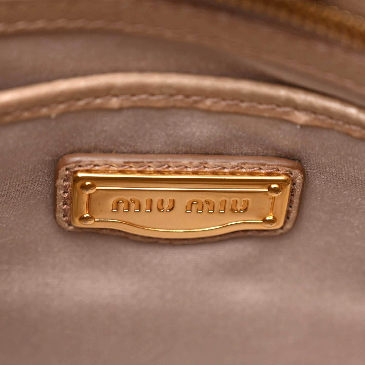 Miu Miu Vitello Shine Double Zip Tote Cammeo 6 of 9