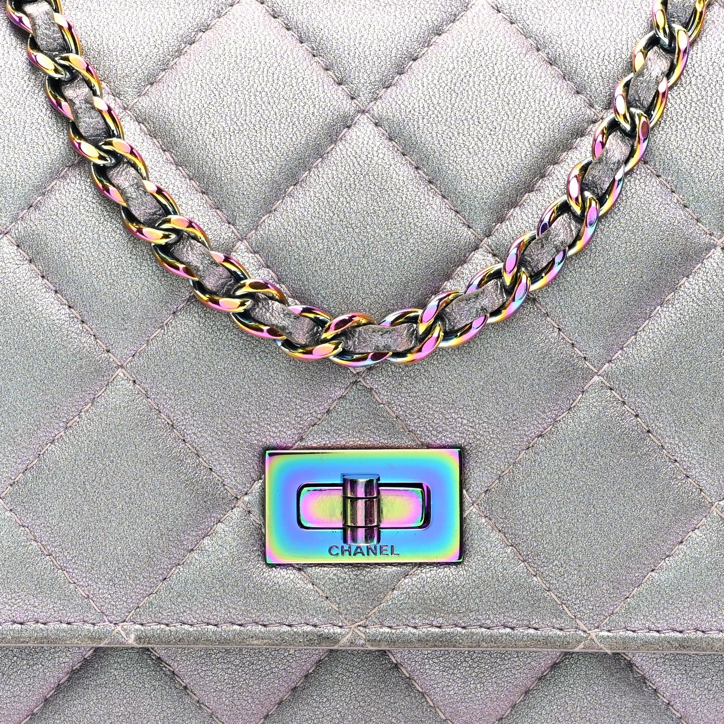 Iridescent Lambskin Quilted Reissue Wallet On Chain WOC Light Purple