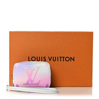 Louis Vuitton Monogram Giant Spring In The City Wapity Case Sunrise Pastel 9 of 9