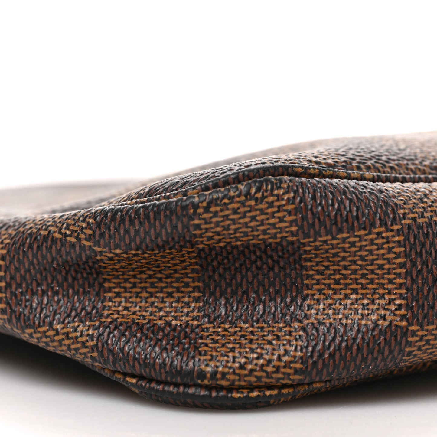 Damier Ebene Pochette Accessories
