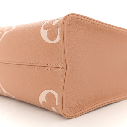 Louis Vuitton Empreinte Monogram Giant Onthego PM Arizona Creme 9 of 9