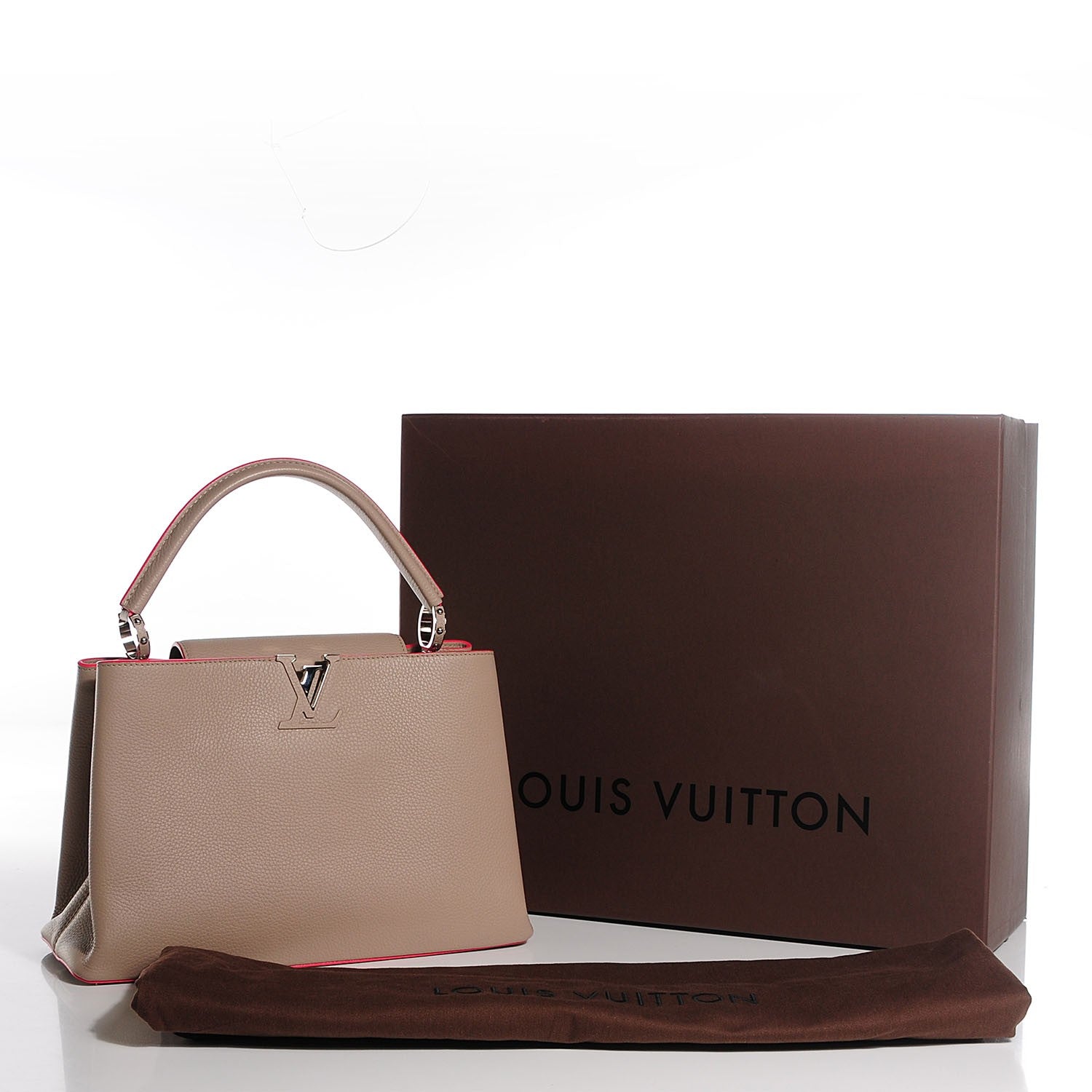 Louis Vuitton Taurillon Capucines MM Galet Litchi 8 of 8