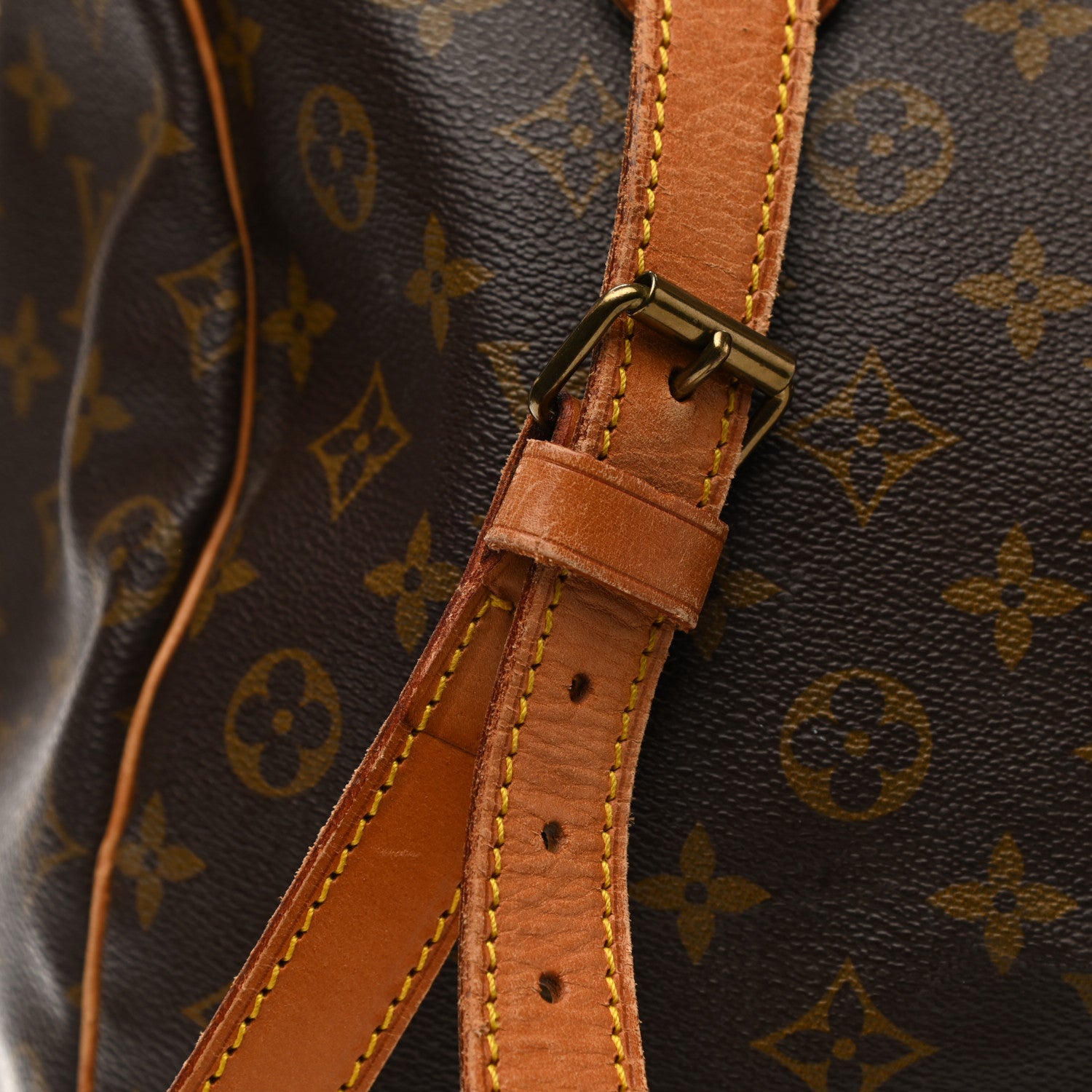 Louis Vuitton Monogram Keepall Bandouliere 60 13 of 23