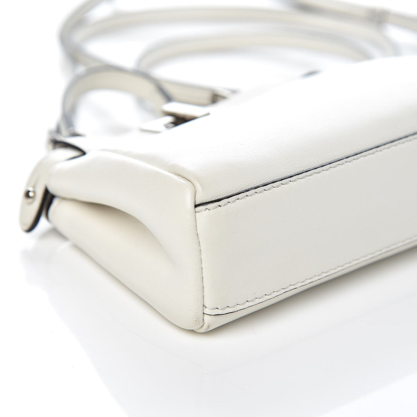 Shiny Nappa Micro Peekaboo Iconic Satchel White