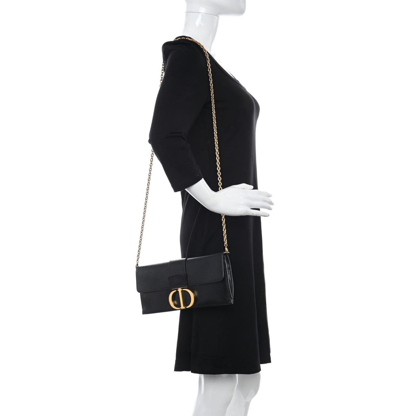 Calfskin 30 Montaigne Chain Pouch Black