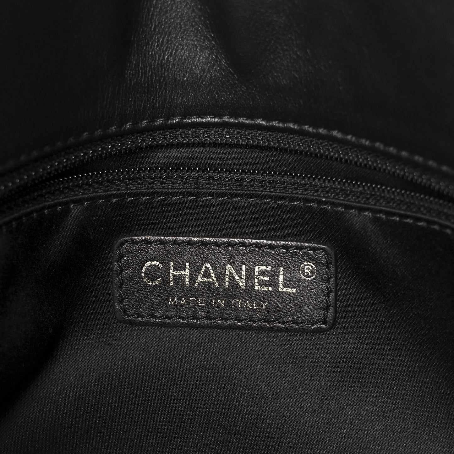 Calfskin Surpique Chevron Large Flap Black