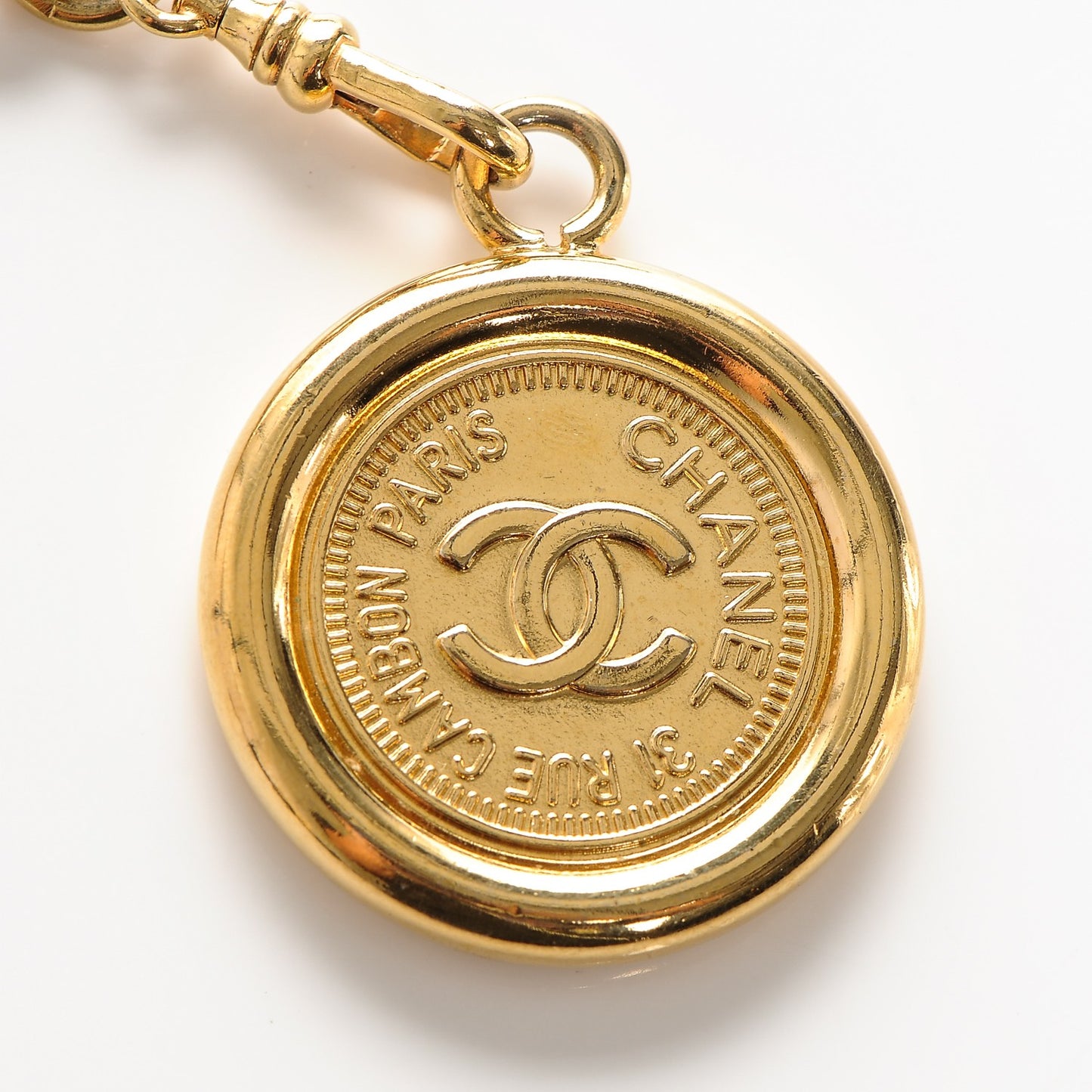 Chain CC Medallion Belt Gold