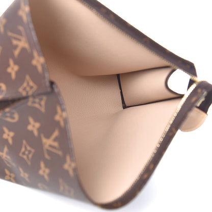 Louis Vuitton Monogram Toiletry Pouch 26 5 of 10