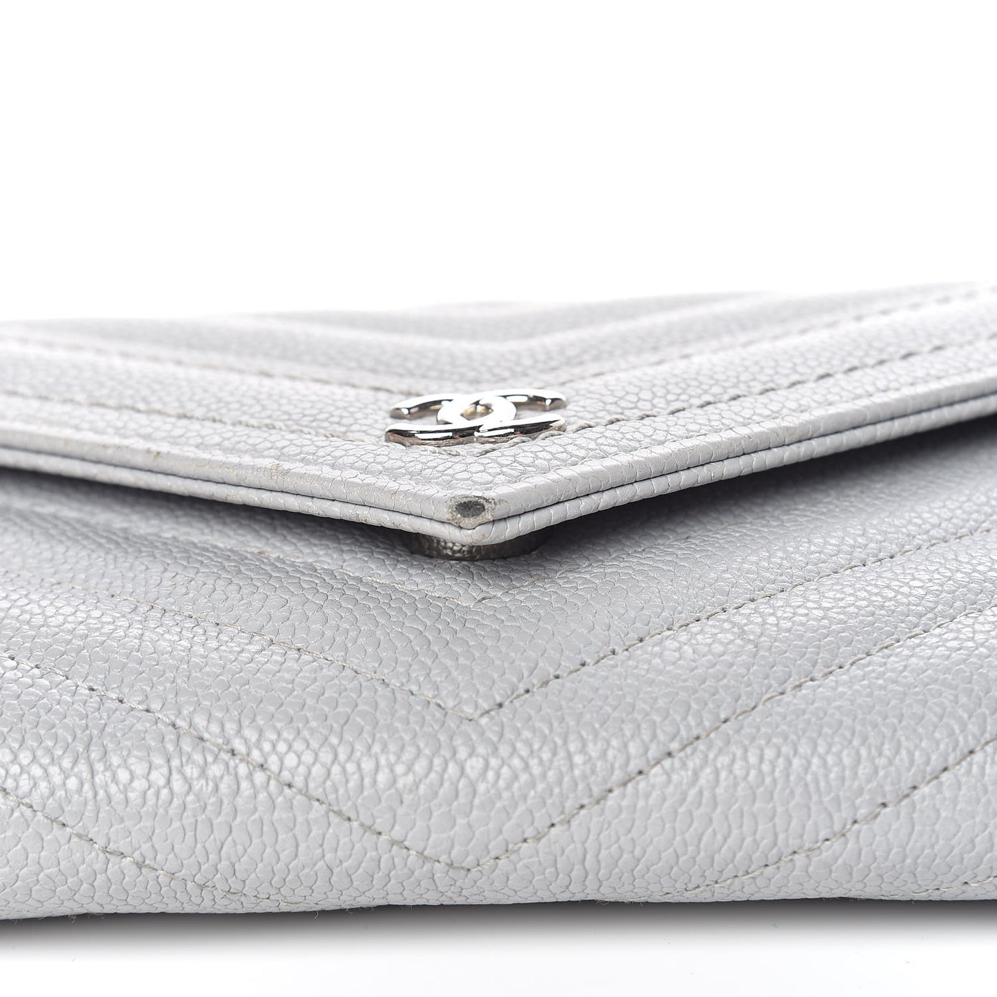 Caviar Chevron Quilted Large Gusset Flap Wallet Grey