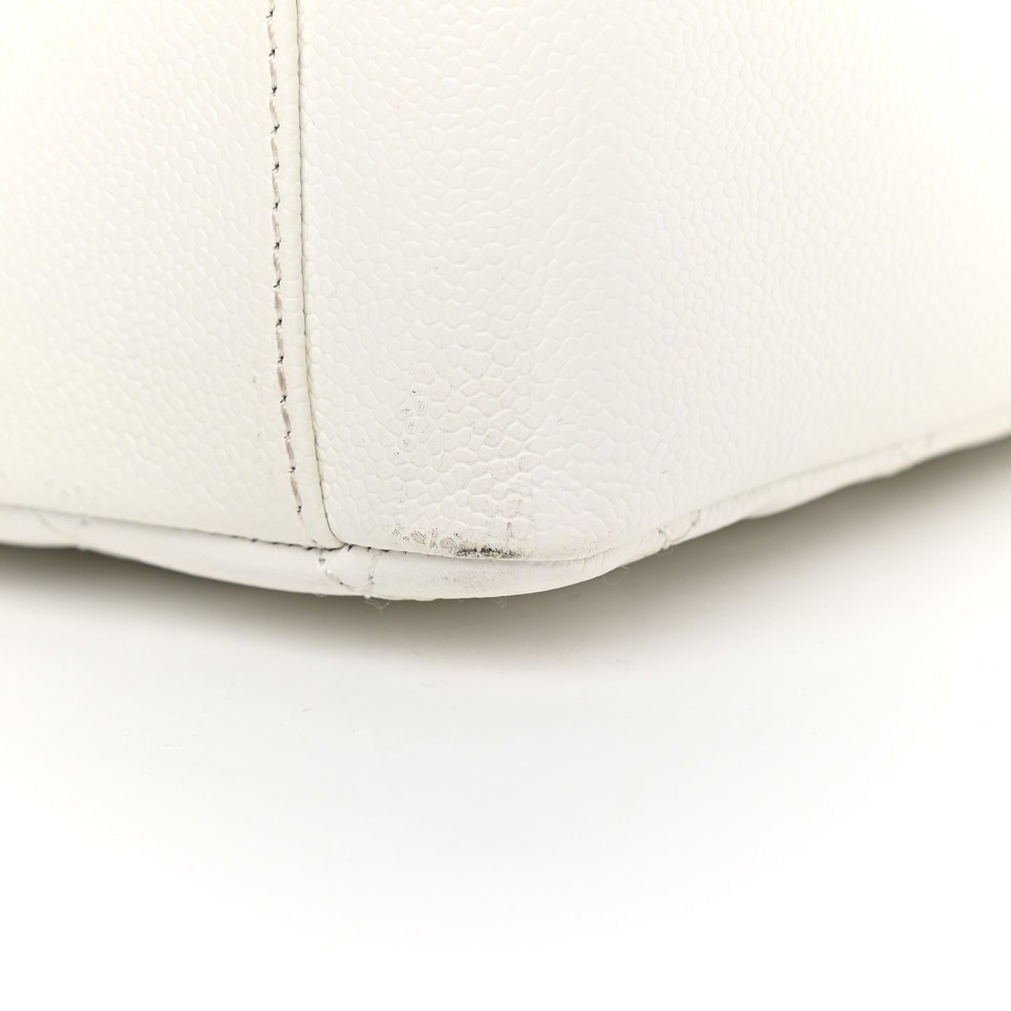 Caviar Quilted Grand Shopping Tote GST White