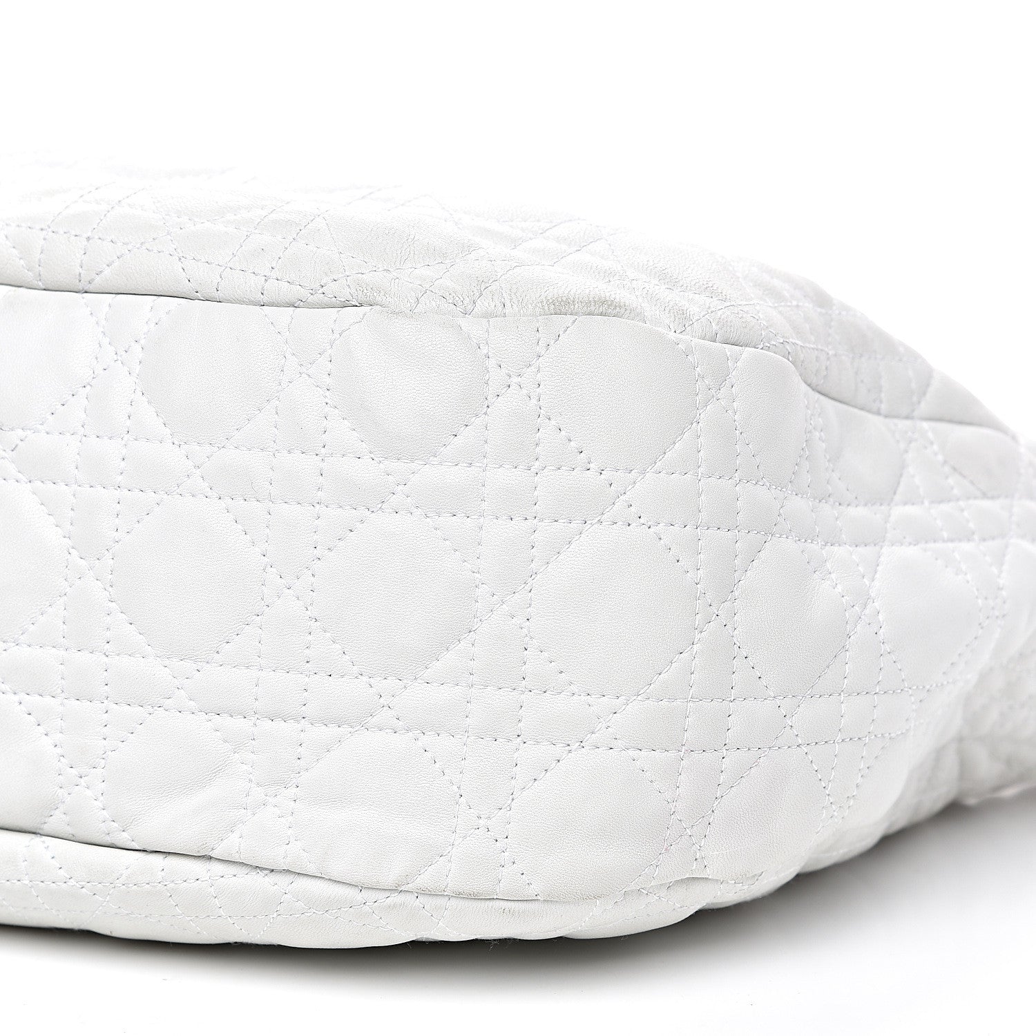 Christian Dior Lambskin Cannage Large Dior Soft Hobo White 10 of 19