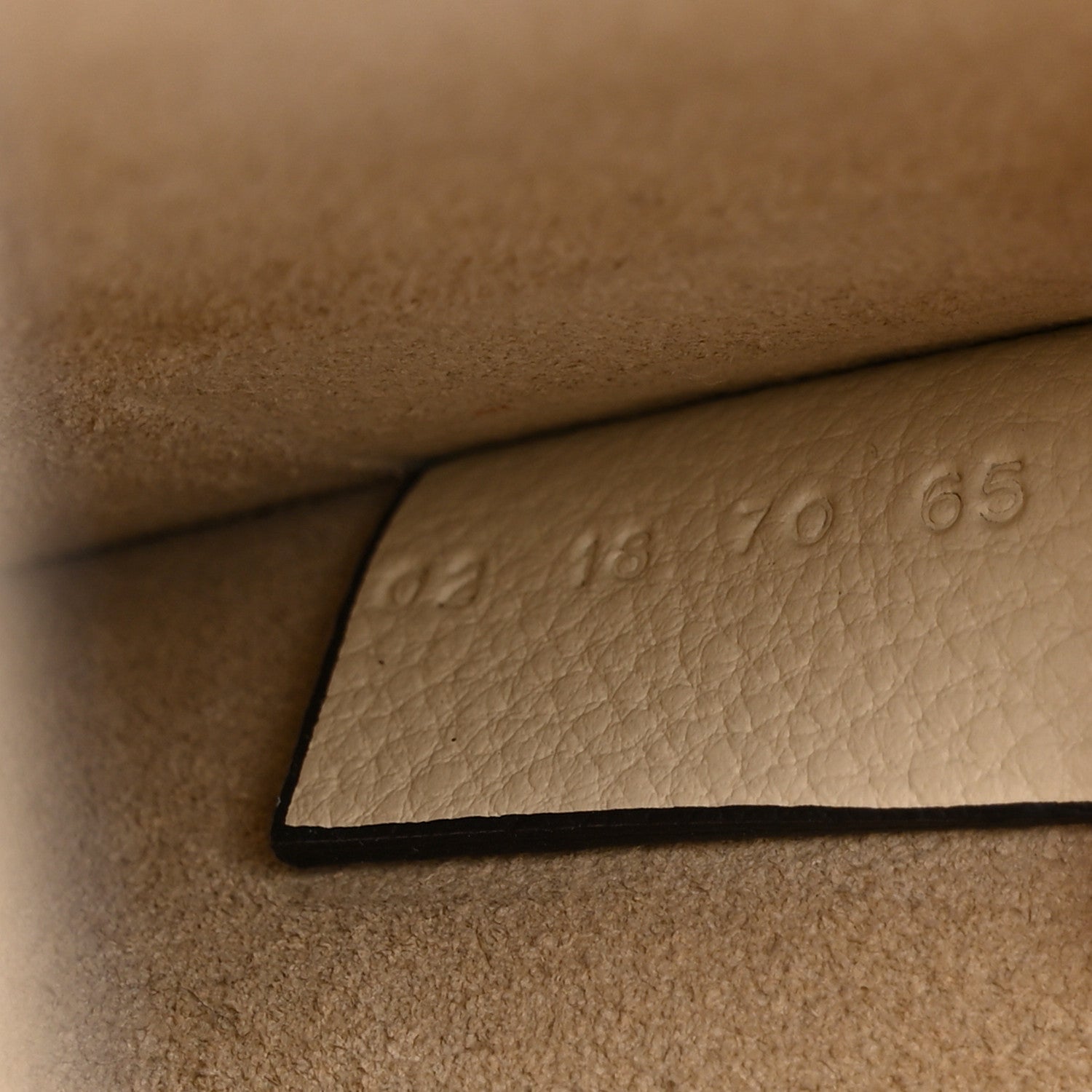 Chloe Calfskin Suede Medium Nile Bracelet Bag Off White 7 of 13