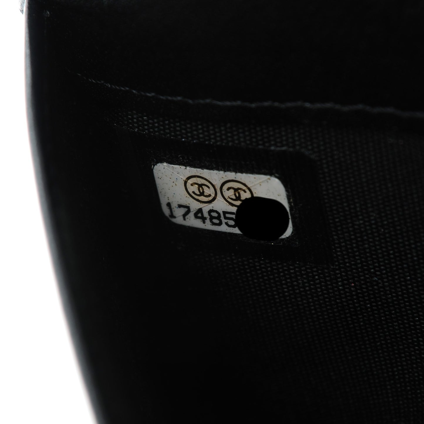 Caviar Timeless CC Yen Wallet Black