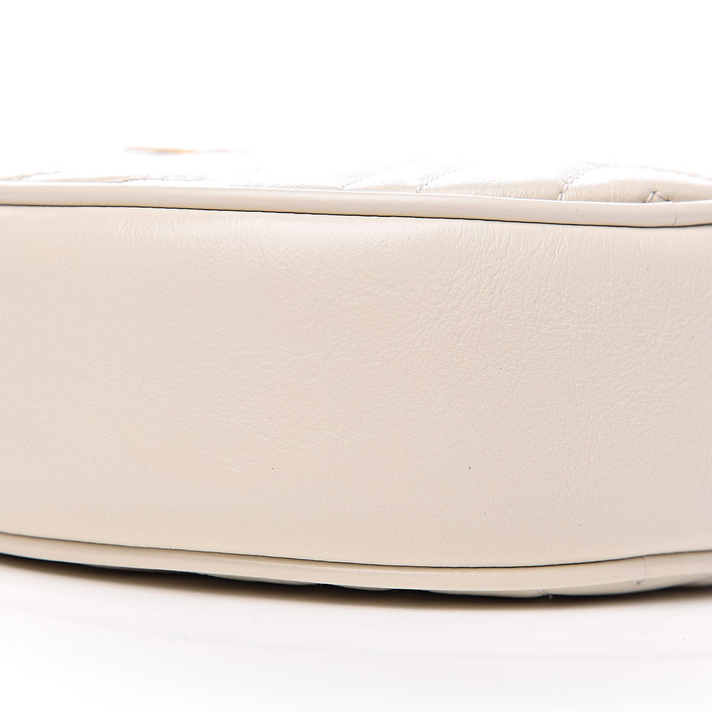 Calfskin Matelasse Mini GG Marmont Round Shoulder Bag White