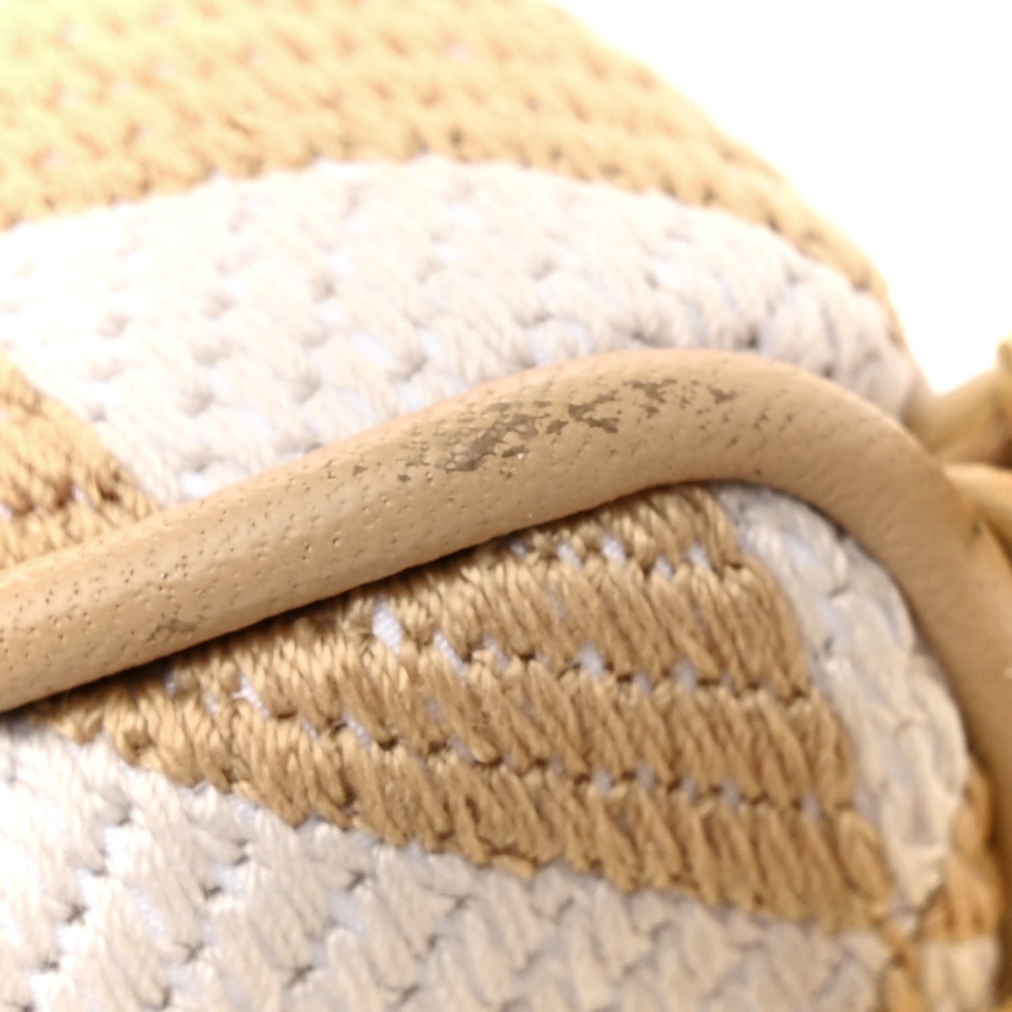 Jacquard Triangolo Symbole Embroidered Mini Triangle Bag Corda Talco