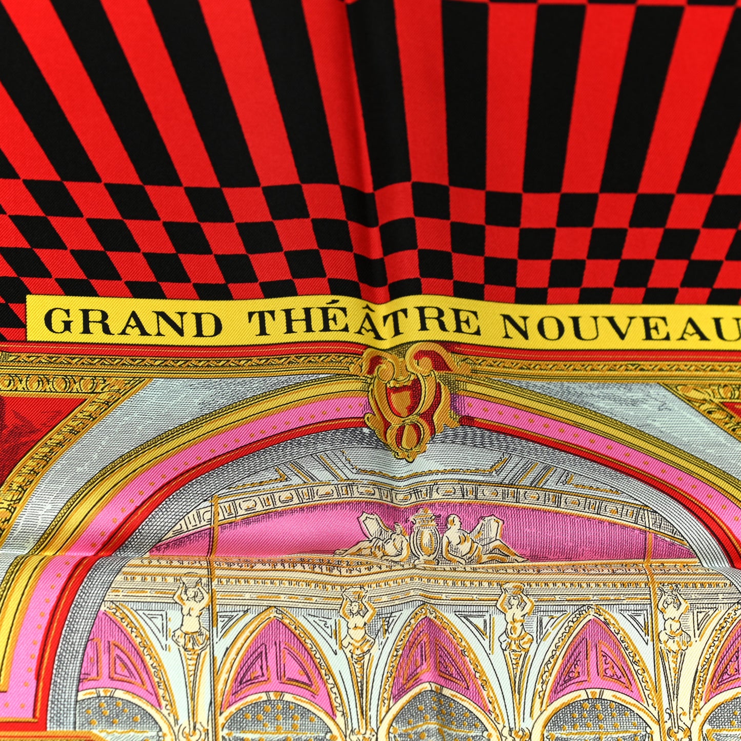 Silk Grand Theatre Nouveau Scarf 90 Rouge Vert Multicolor