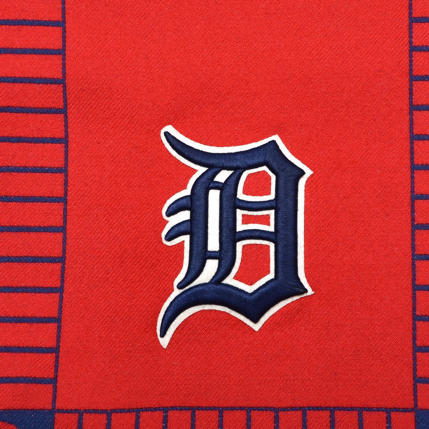 Gucci X MLB Wool Detroit Tigers Patch Crew Scarf Fiamma 4 of 7