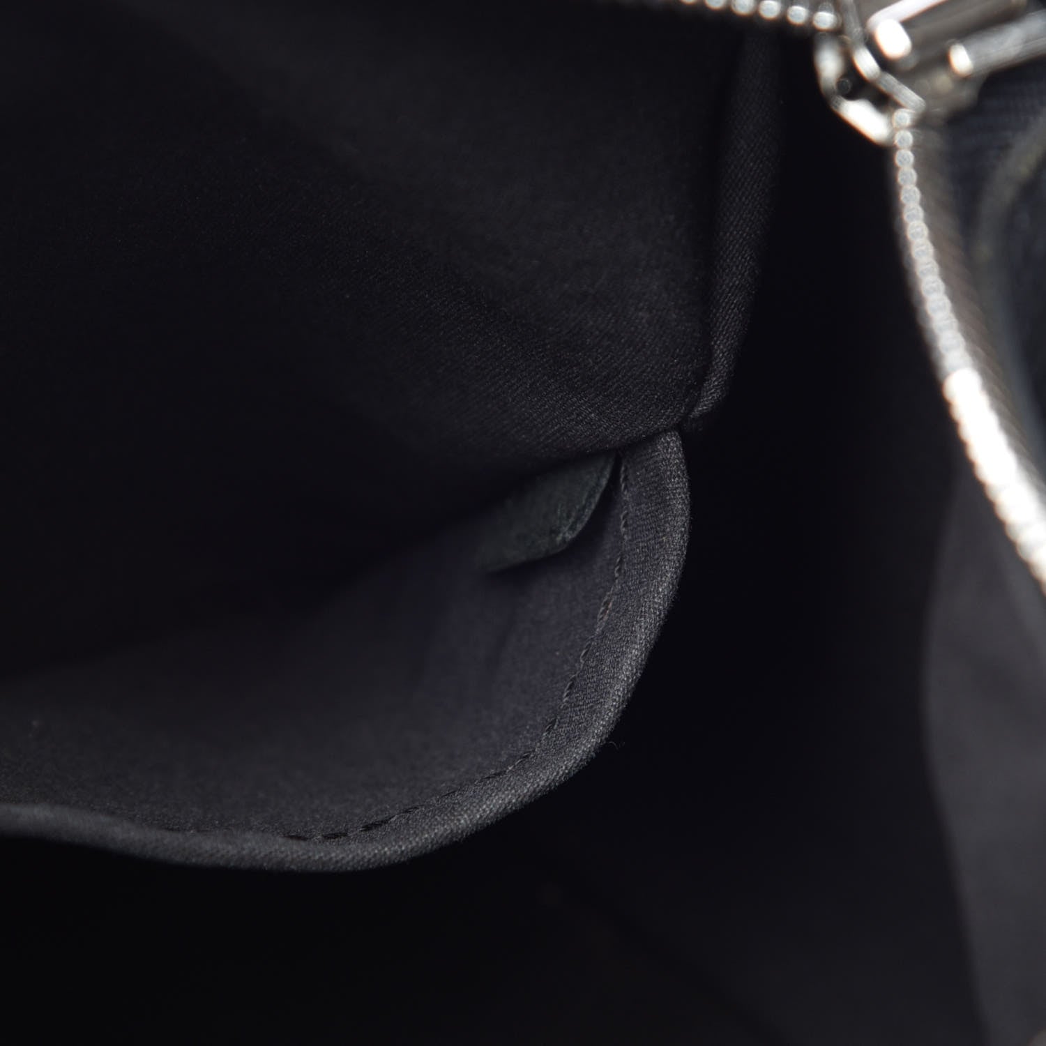 Louis Vuitton Epi Speedy 25 Black 7 of 25