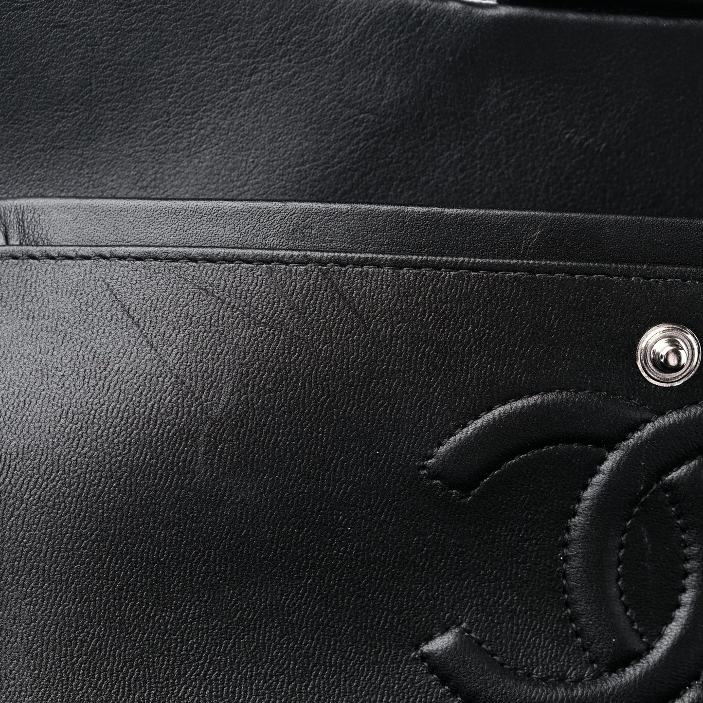 Calfskin Quilted Ombre Medium Double Flap Black