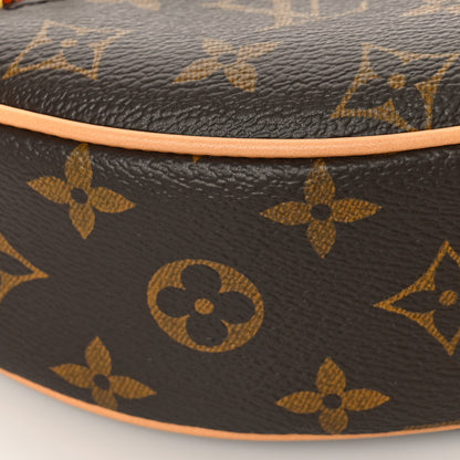 Louis Vuitton Monogram Loop 7 of 9